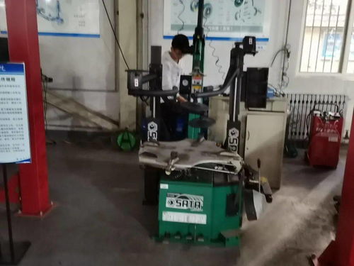 青春奉獻展風采，志愿服務踐初心——車輛工程學院開展建黨百年百場志愿服務之校園清掃活動